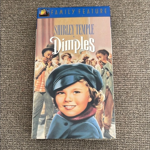 5/$25 Shirley Temple in Dimples VHS Movie 1936 Remake 20th Century Fox - Picture 4 of 4